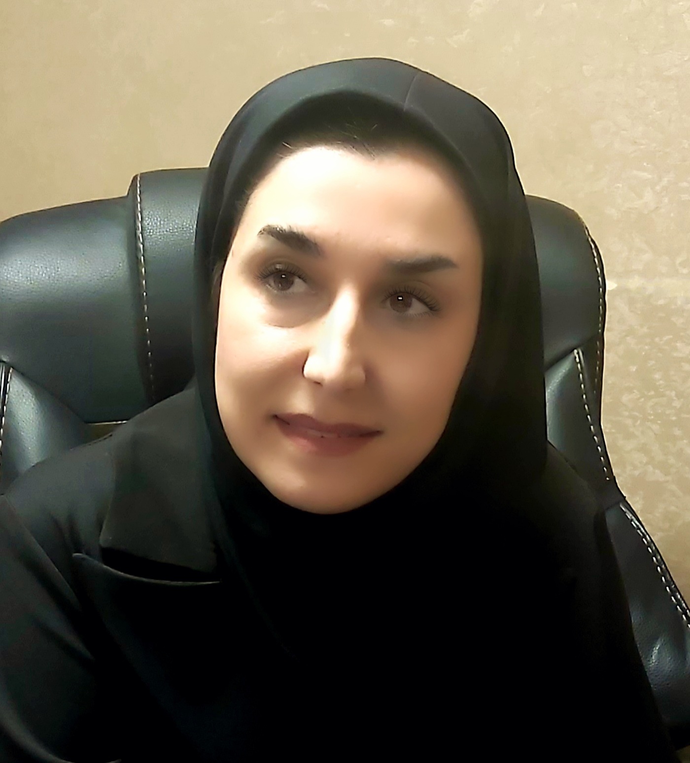  فاطمه اکبری شهرستانی